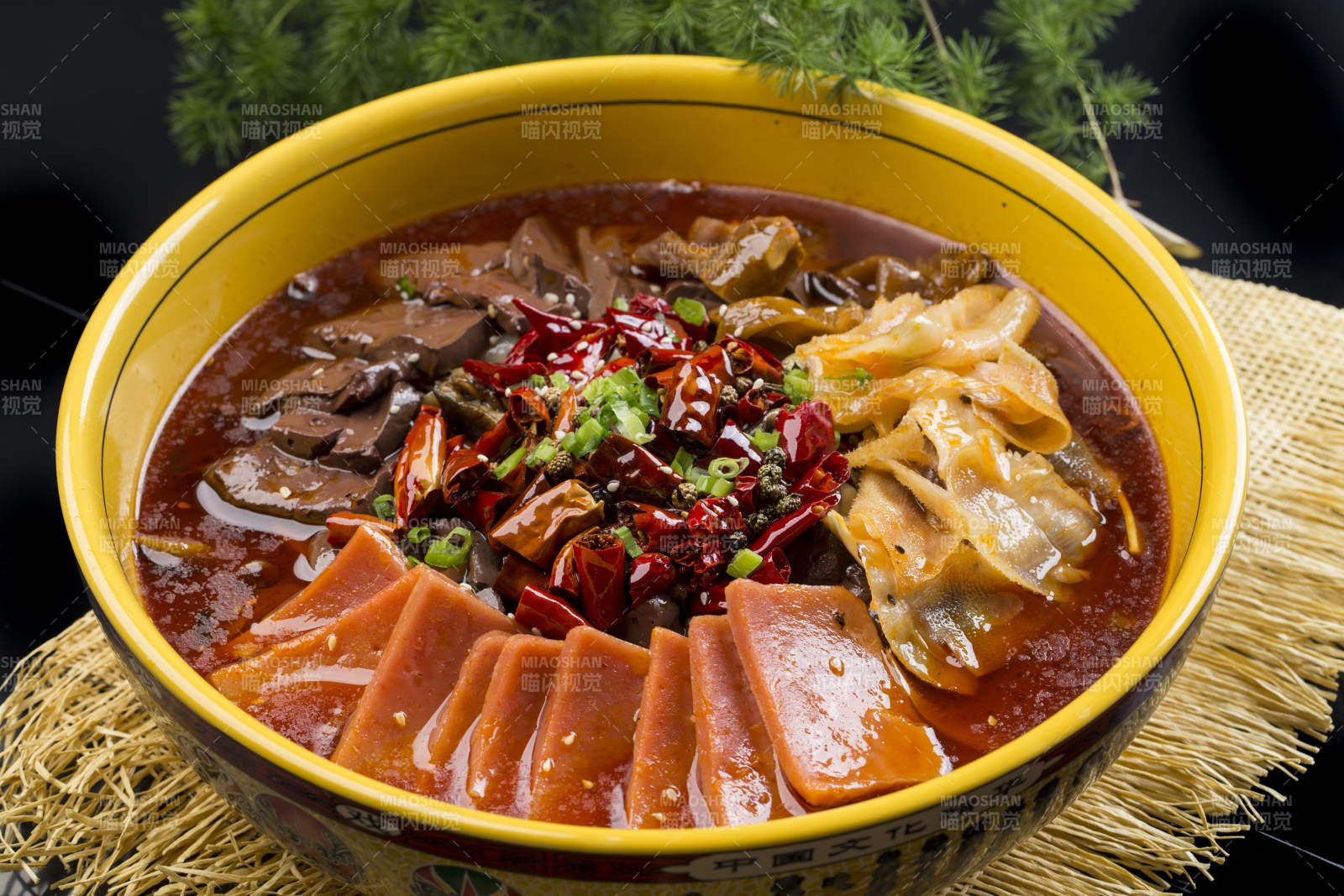 紅油麻辣毛血旺