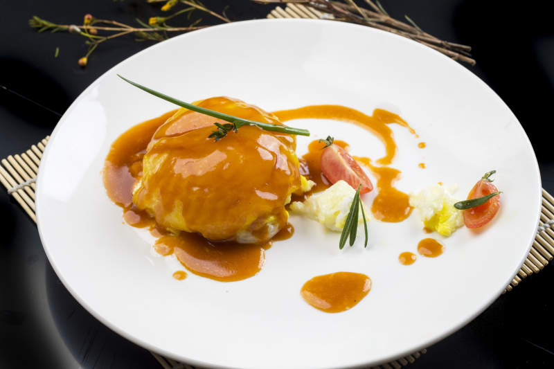 包菜浇汁蒸水晶大虾卷