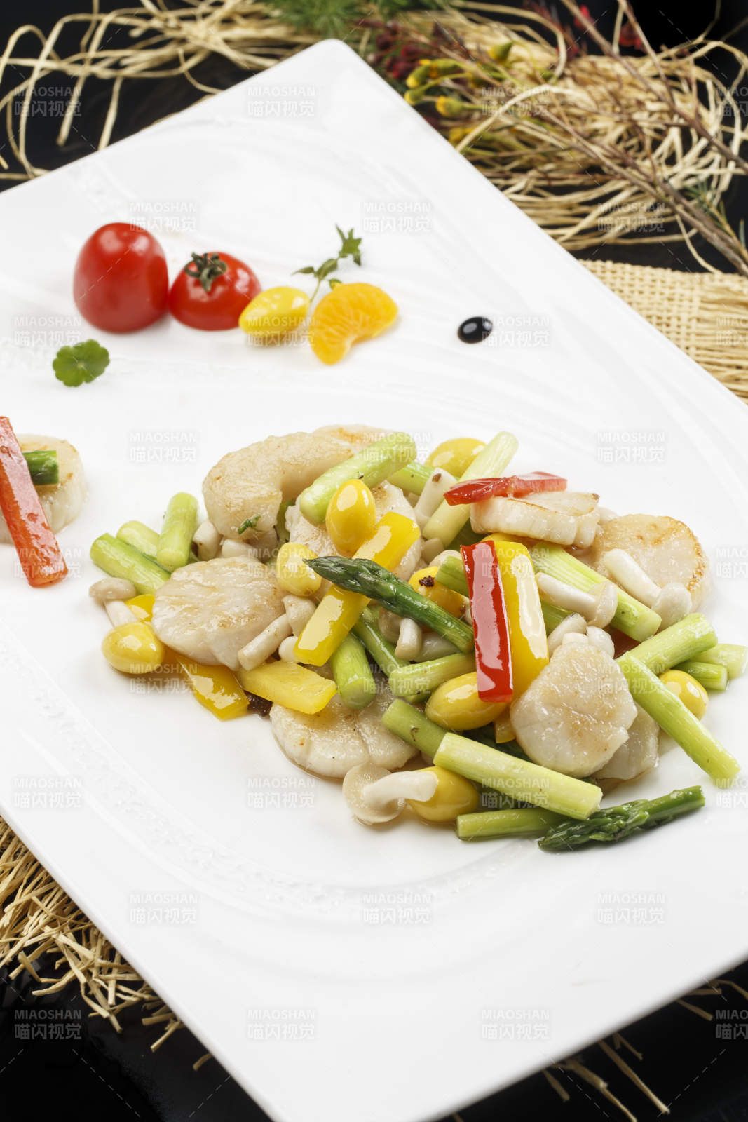 遍野芝蘭煎澳帶蒜薹雞樅菌帶子