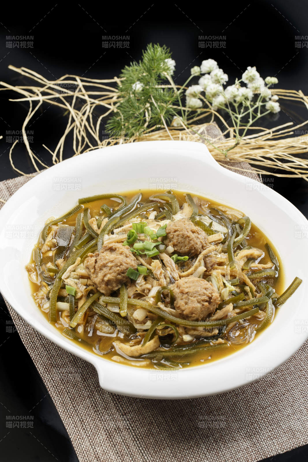 濃湯海帶粉條豆干汆丸子