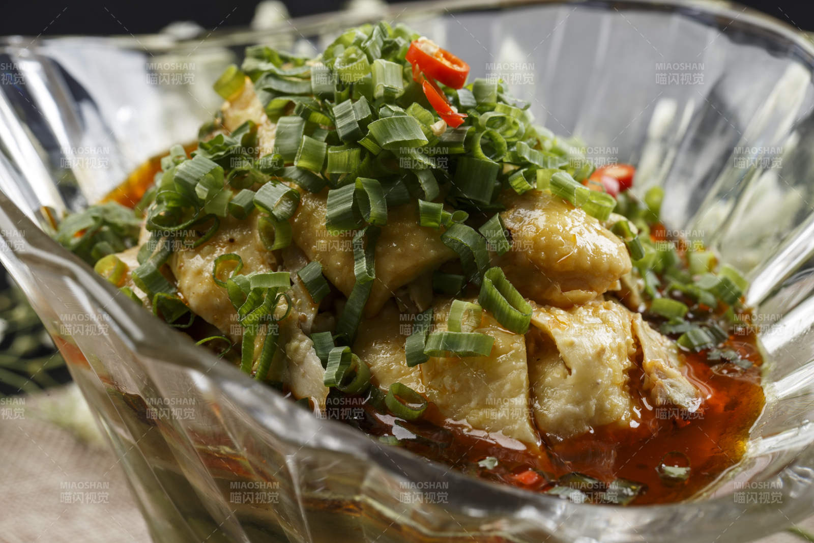 川香红油口水鸡图片