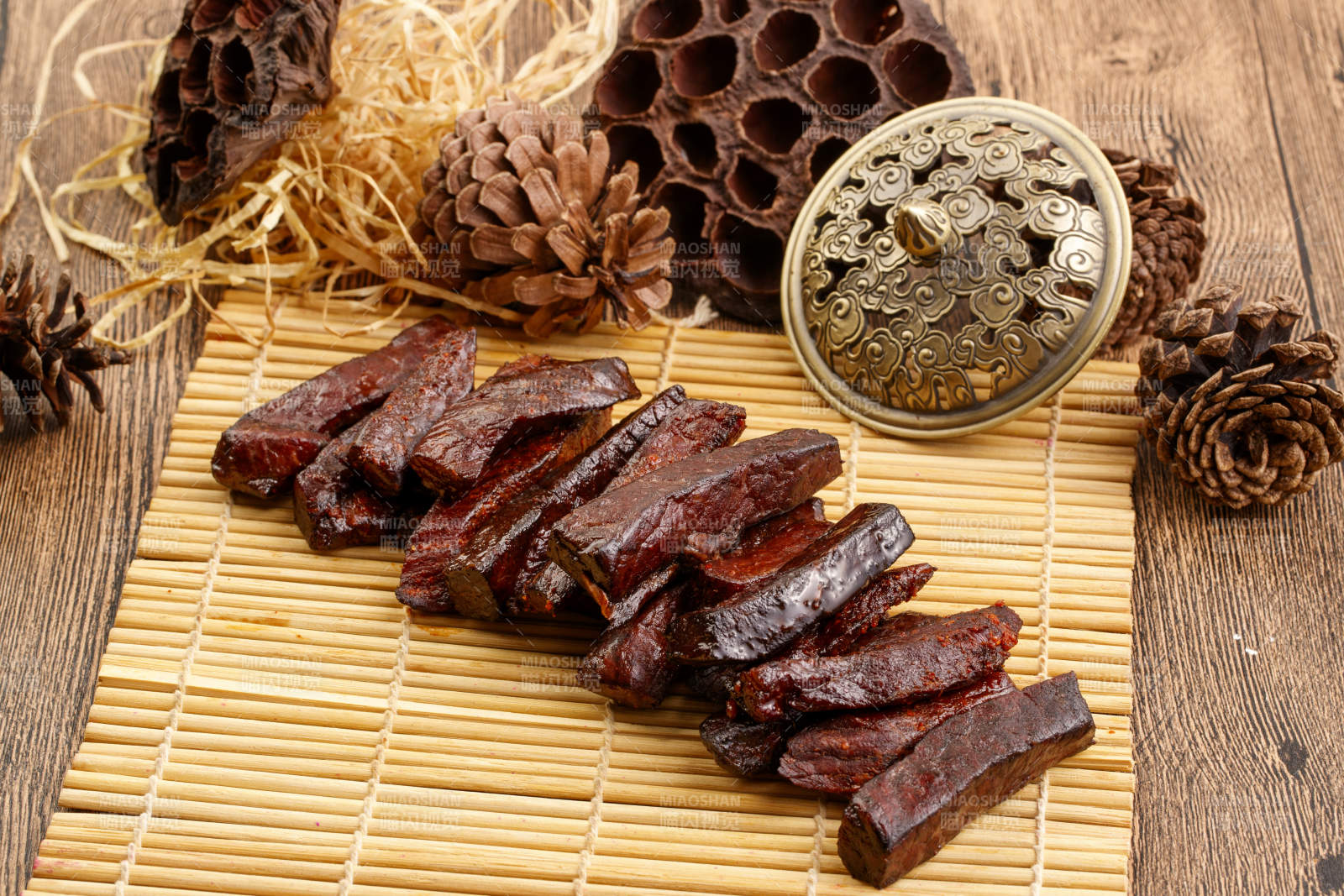 肉香四溢的的内蒙古特产牛肉干图片