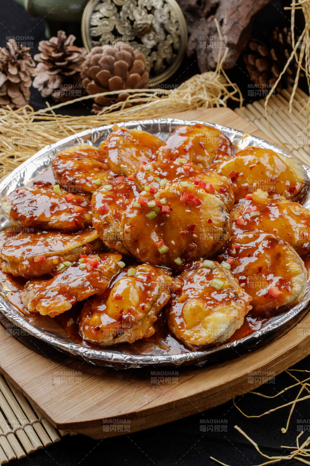 鐵板澆汁香炸茄盒