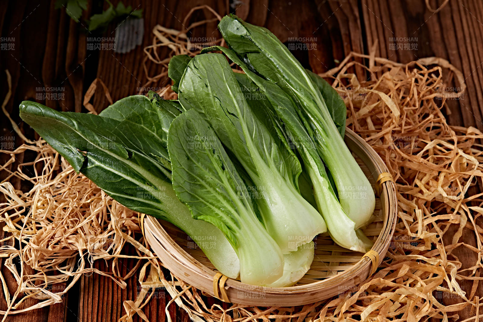 新鮮采摘有機(jī)青菜油菜