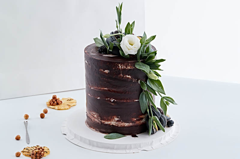 马卡龙浓香巧克力布朗尼鲜奶多层婚礼蛋糕