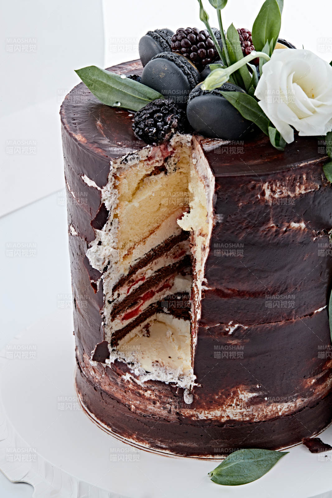 馬卡龍濃香巧克力布朗尼鮮奶多層婚禮蛋糕