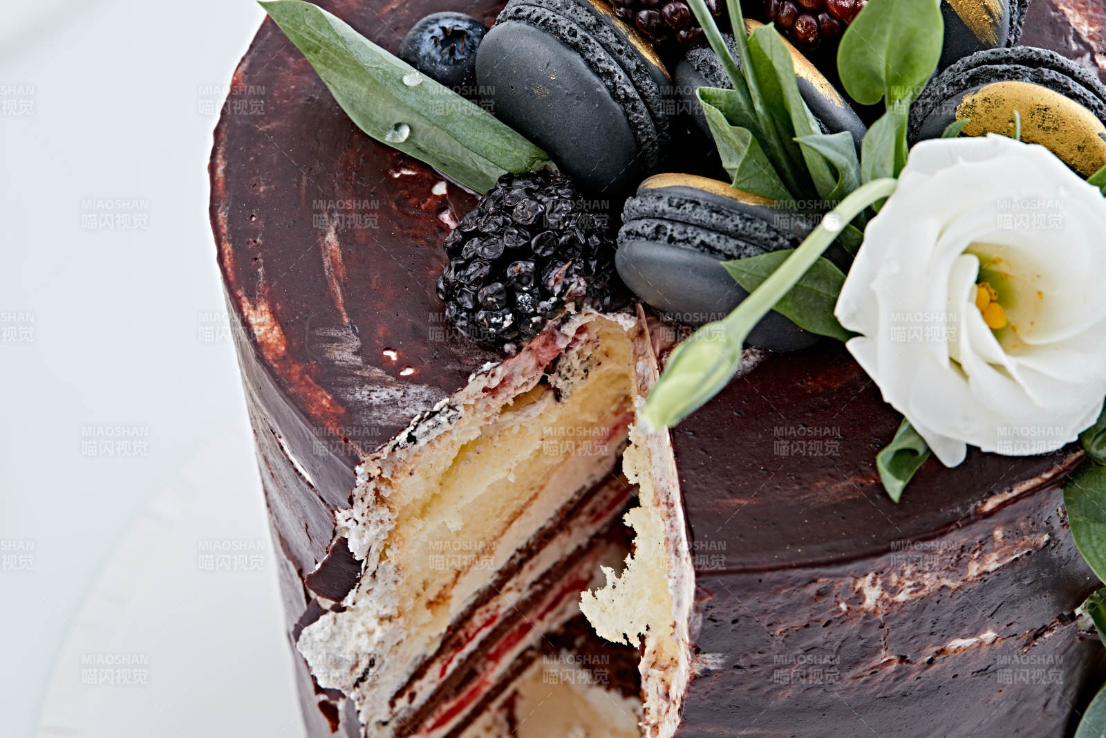 马卡龙浓香巧克力布朗尼鲜奶多层婚礼蛋糕