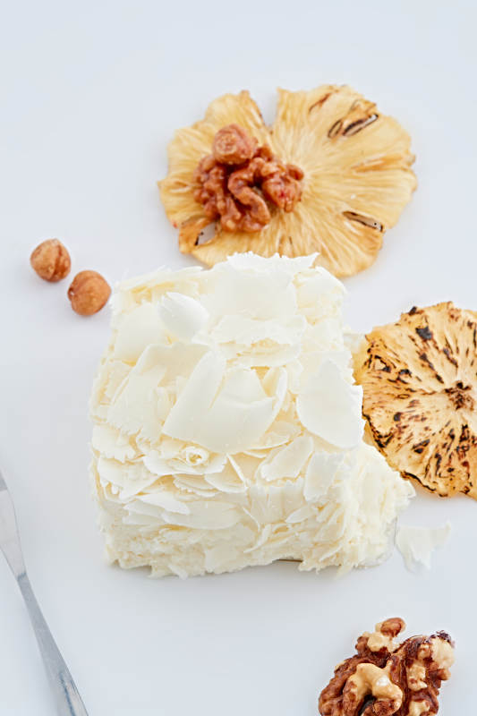 制作精美的法式小甜品蛋糕