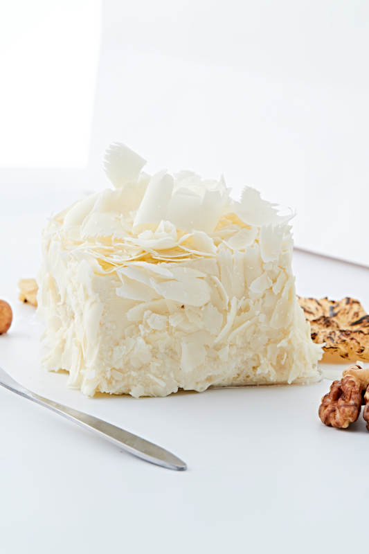 制作精美的法式小甜品蛋糕