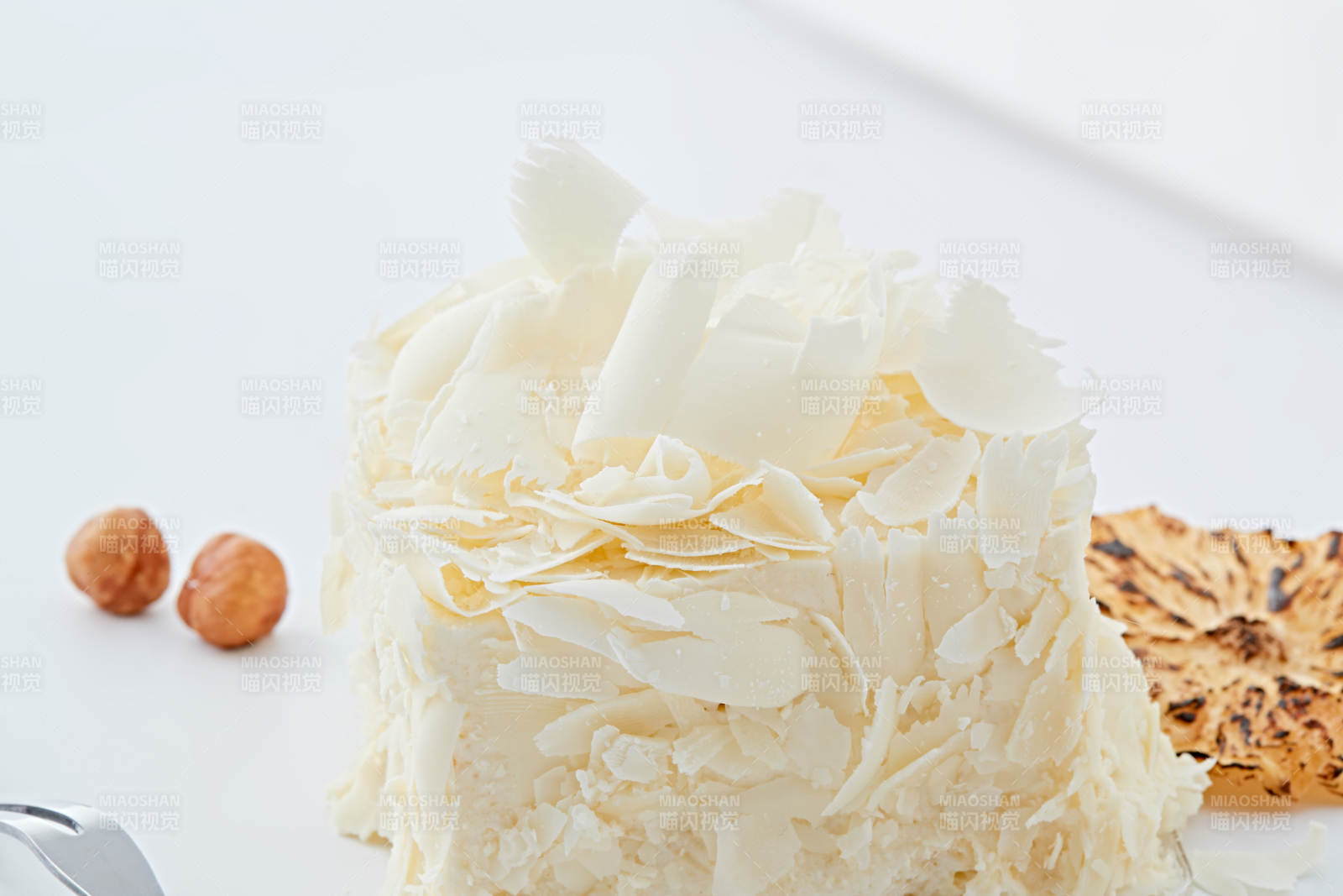 制作精美的法式小甜品蛋糕