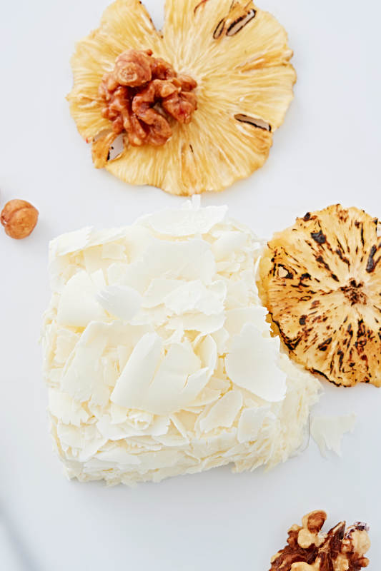 制作精美的法式小甜品蛋糕