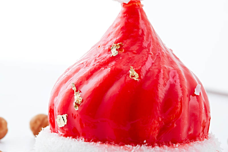 制作精美的法式小甜品蛋糕