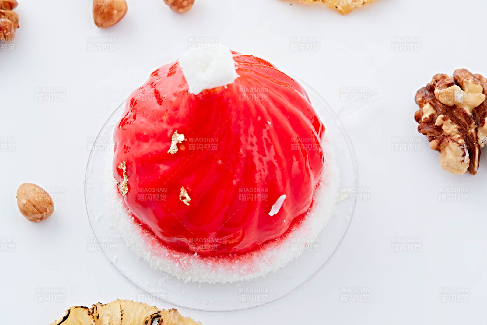 制作精美的法式小甜品蛋糕