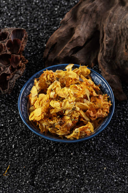 香气芬芳的沽源特产金莲花茶