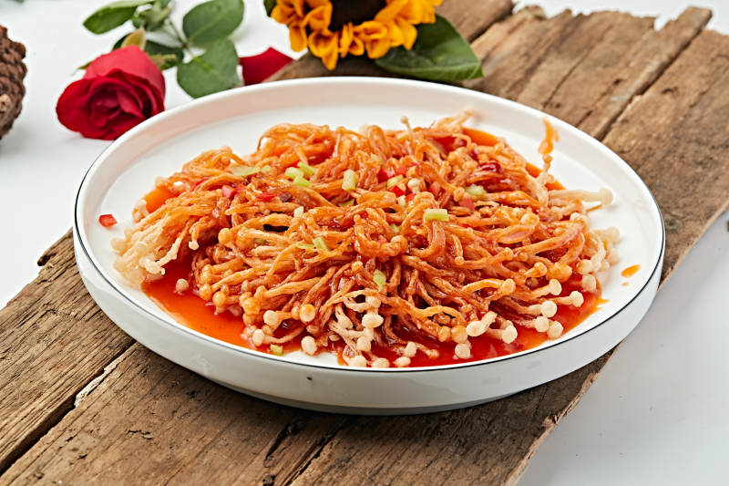 糖醋浇汁油炸狮鬃金针菇