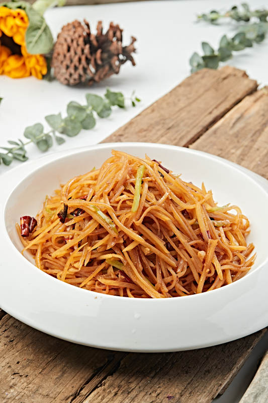 炝炒酸辣土豆丝