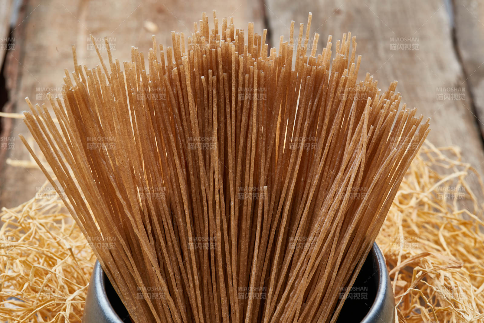 美味干制速食荞麦挂面