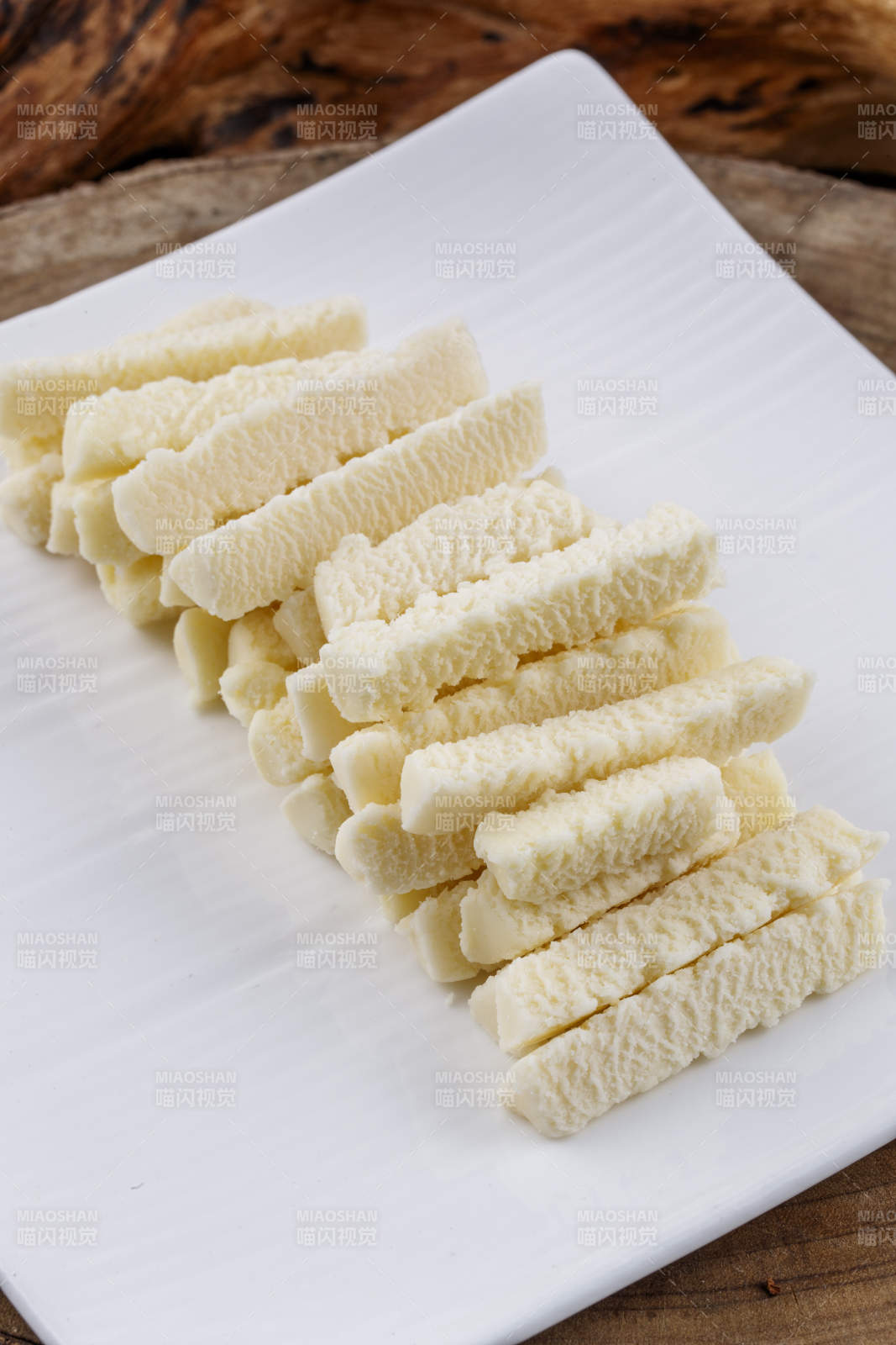 濃香甜美滋味濃郁的蒙族牛奶制品特寫