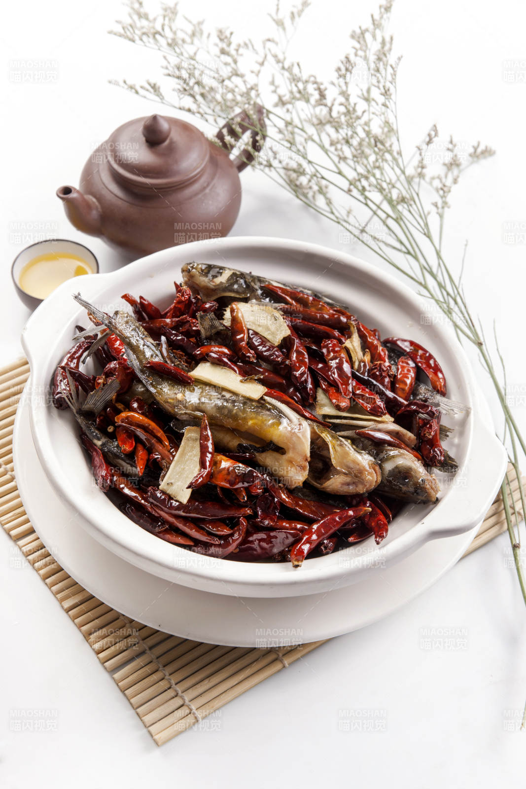 川味香辣嘎鱼图片