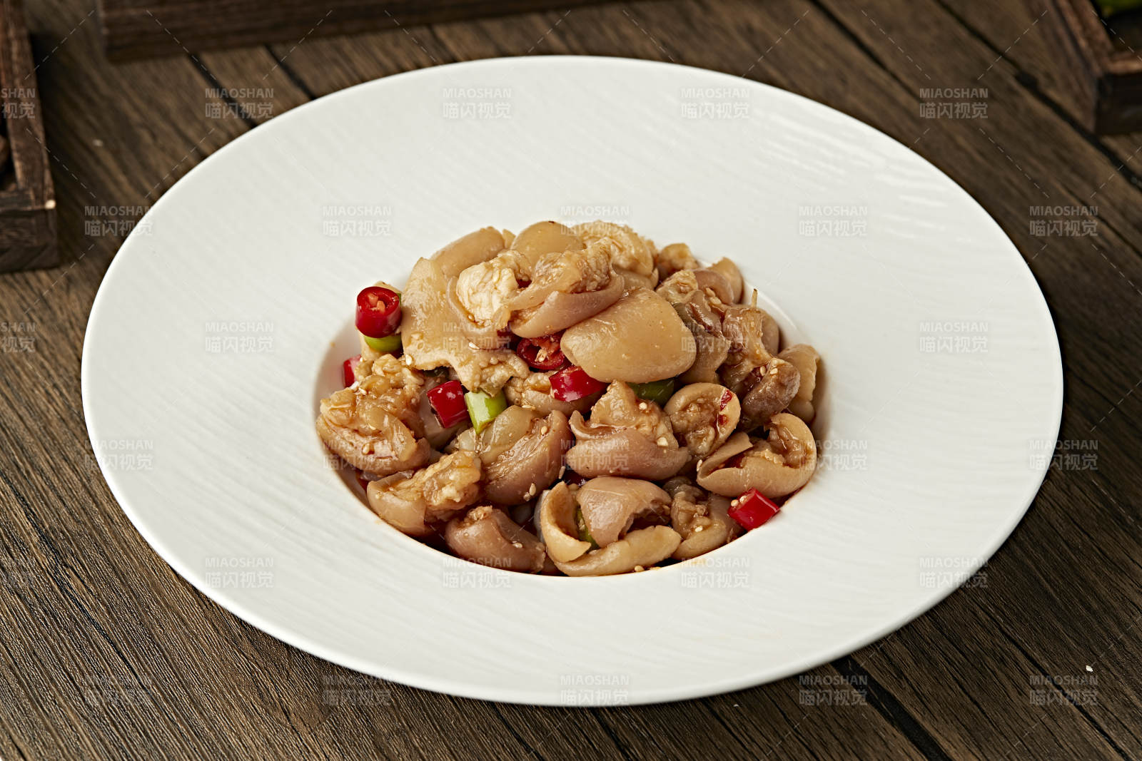 米椒辣炒猪脚皮肘子皮