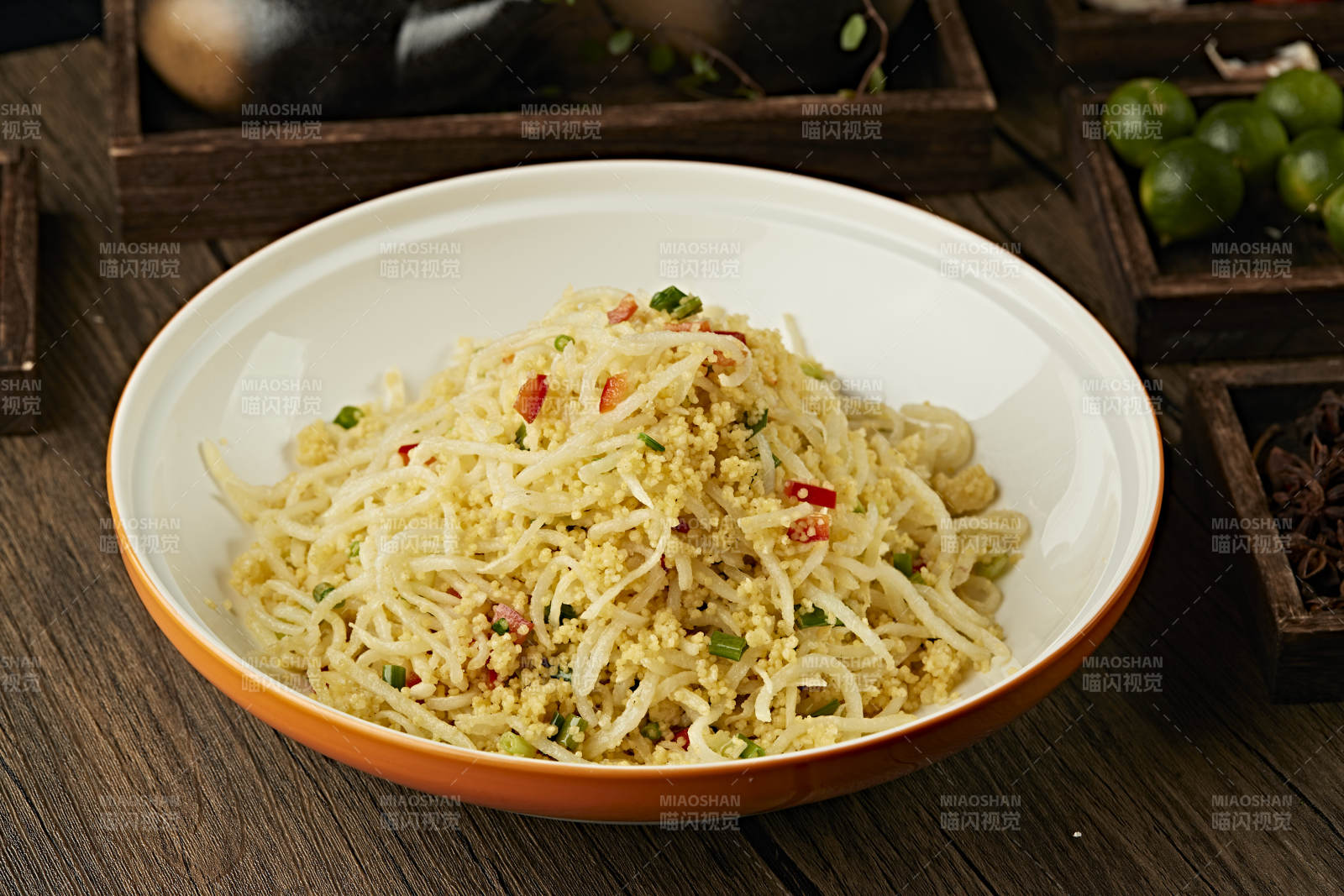 黍米金米拌洋芋丝小米饭土豆丝