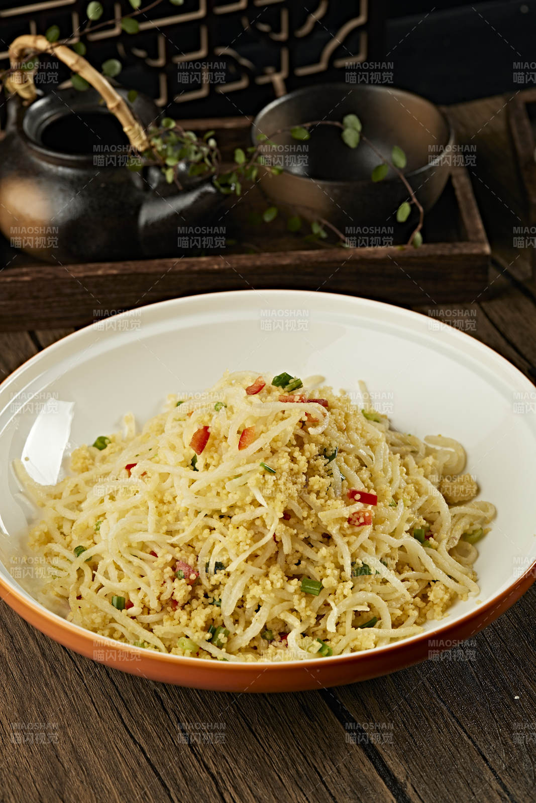 黍米金米拌洋芋丝小米饭土豆丝