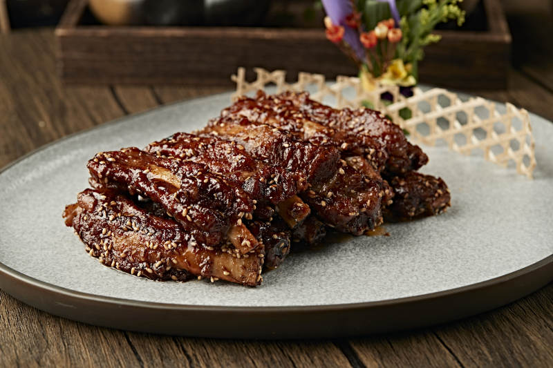 孜然味香烤猪肋排