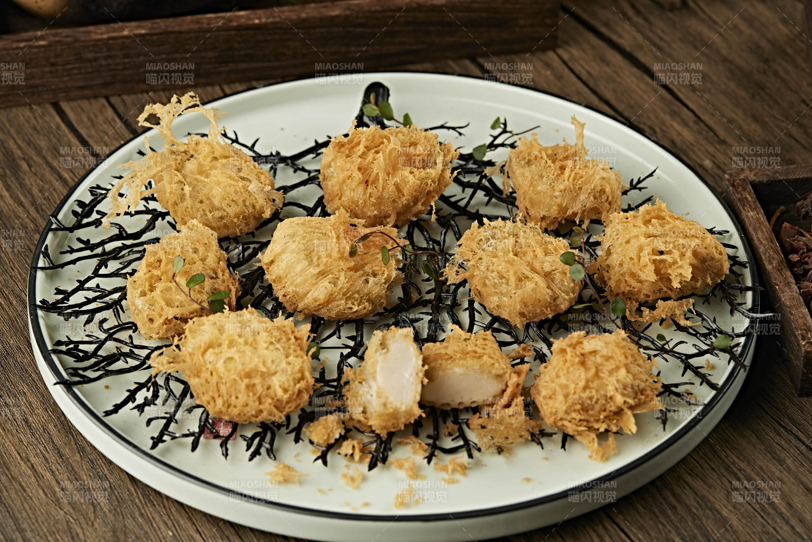 油炸柳稣鲜鲍鱼