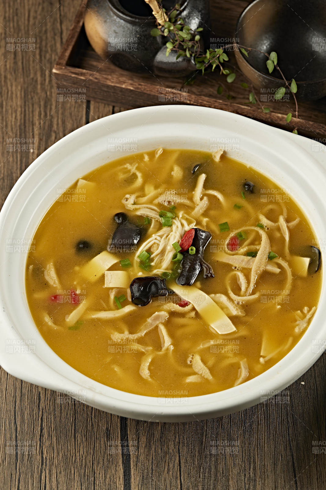 美味营养酸汤牛肚丝