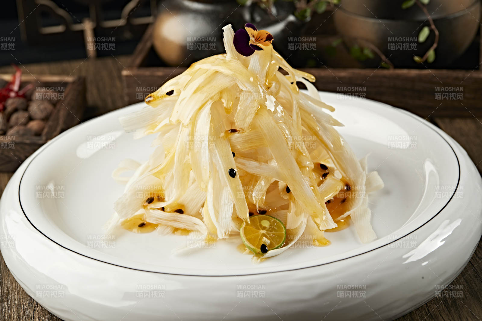 澆汁百香果醬茭白絲