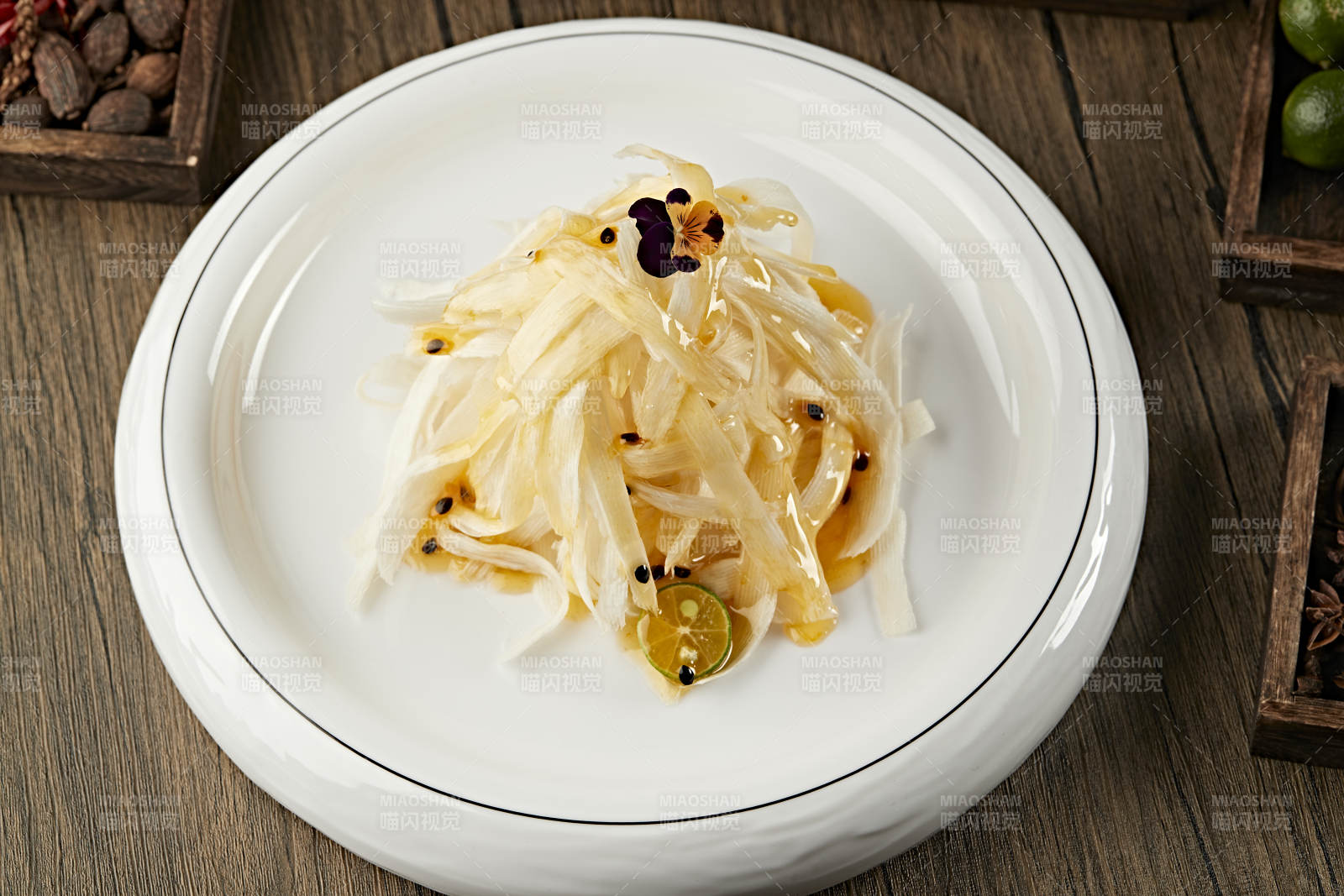 澆汁百香果醬茭白絲