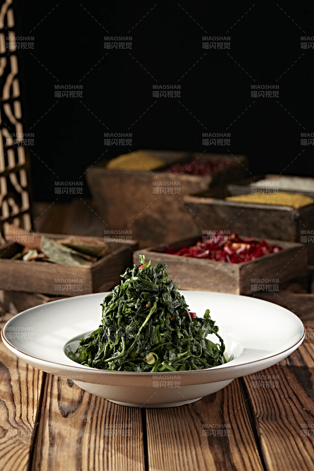 涼拌野菜薺薺菜