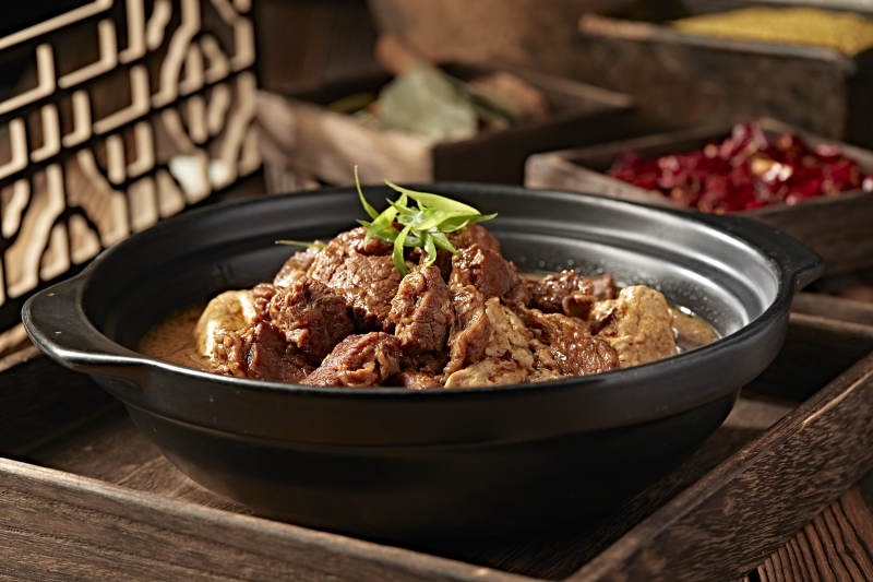 砂锅土豆腐炖牛腩