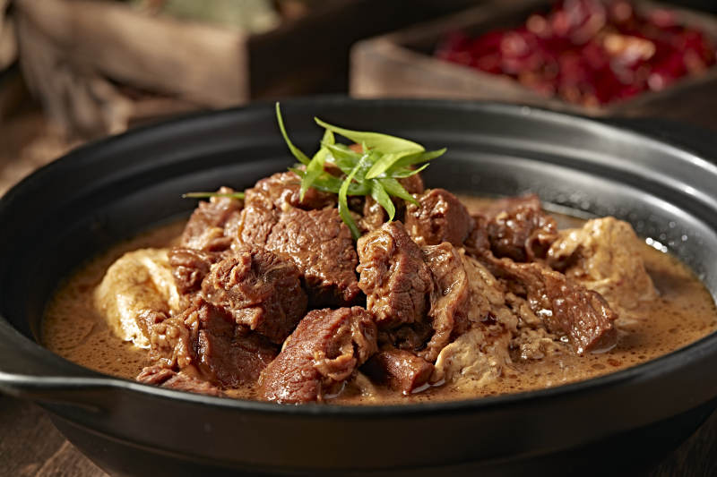 砂锅土豆腐炖牛腩