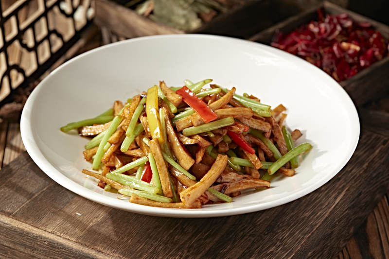 彩椒丝西芹XO酱烧杏鲍菇