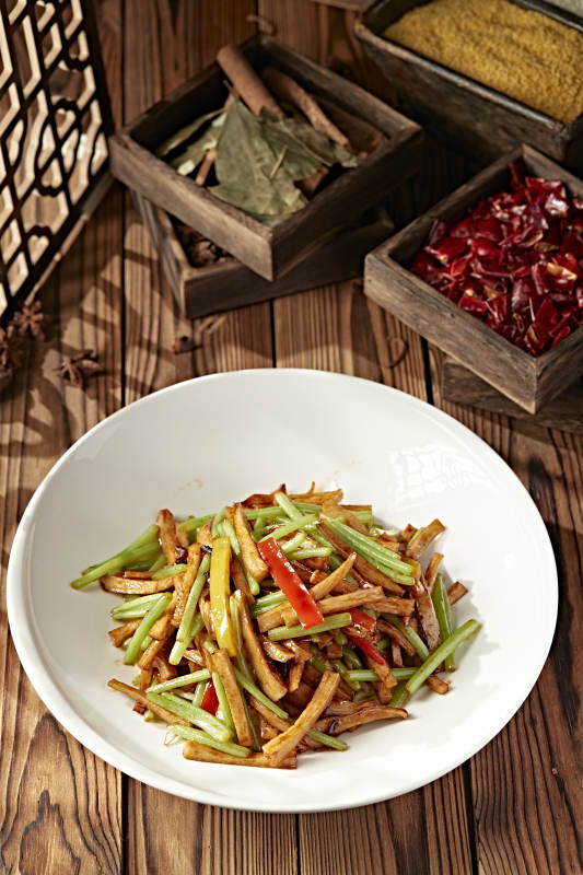 彩椒丝西芹XO酱烧杏鲍菇