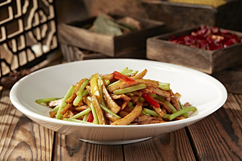 彩椒丝西芹XO酱烧杏鲍菇