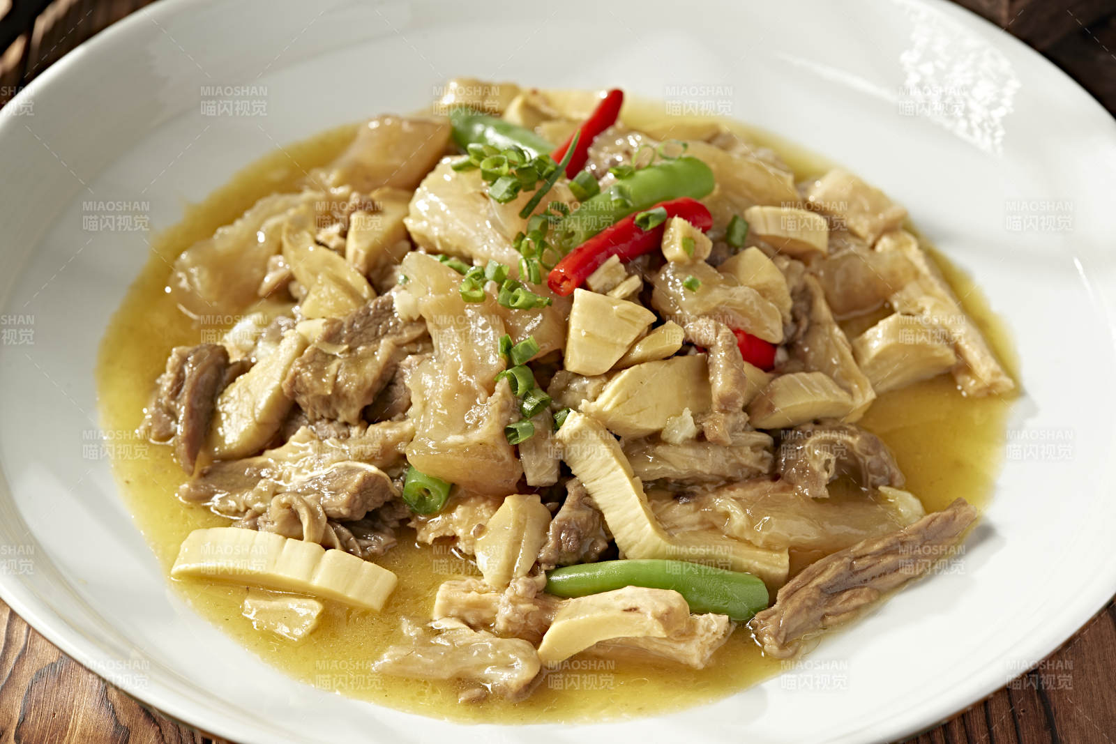 白燒牛筋頭巴腦板筋牛腩蹄筋