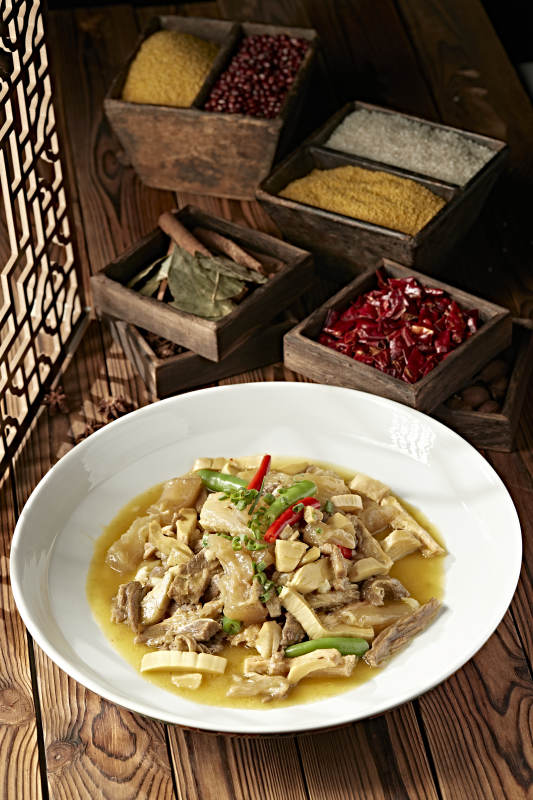 白燒牛筋頭巴腦板筋牛腩蹄筋