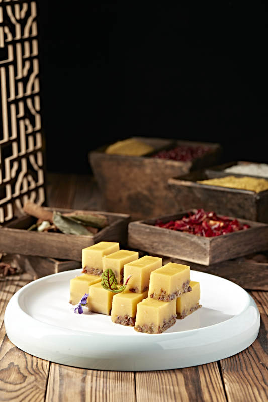 美味甜品南瓜红豆糕