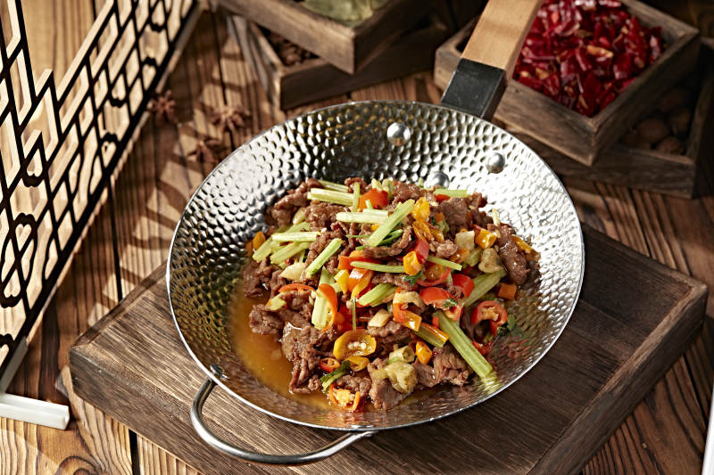 西芹剁椒小炒黃牛肉