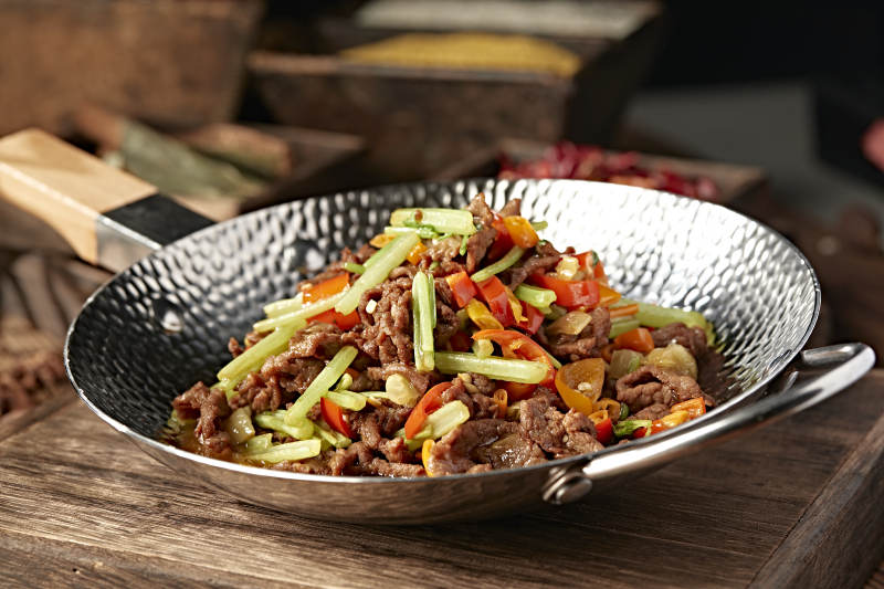 西芹剁椒小炒黃牛肉