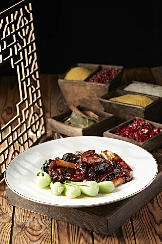 经典传统卤菜葱烧海参