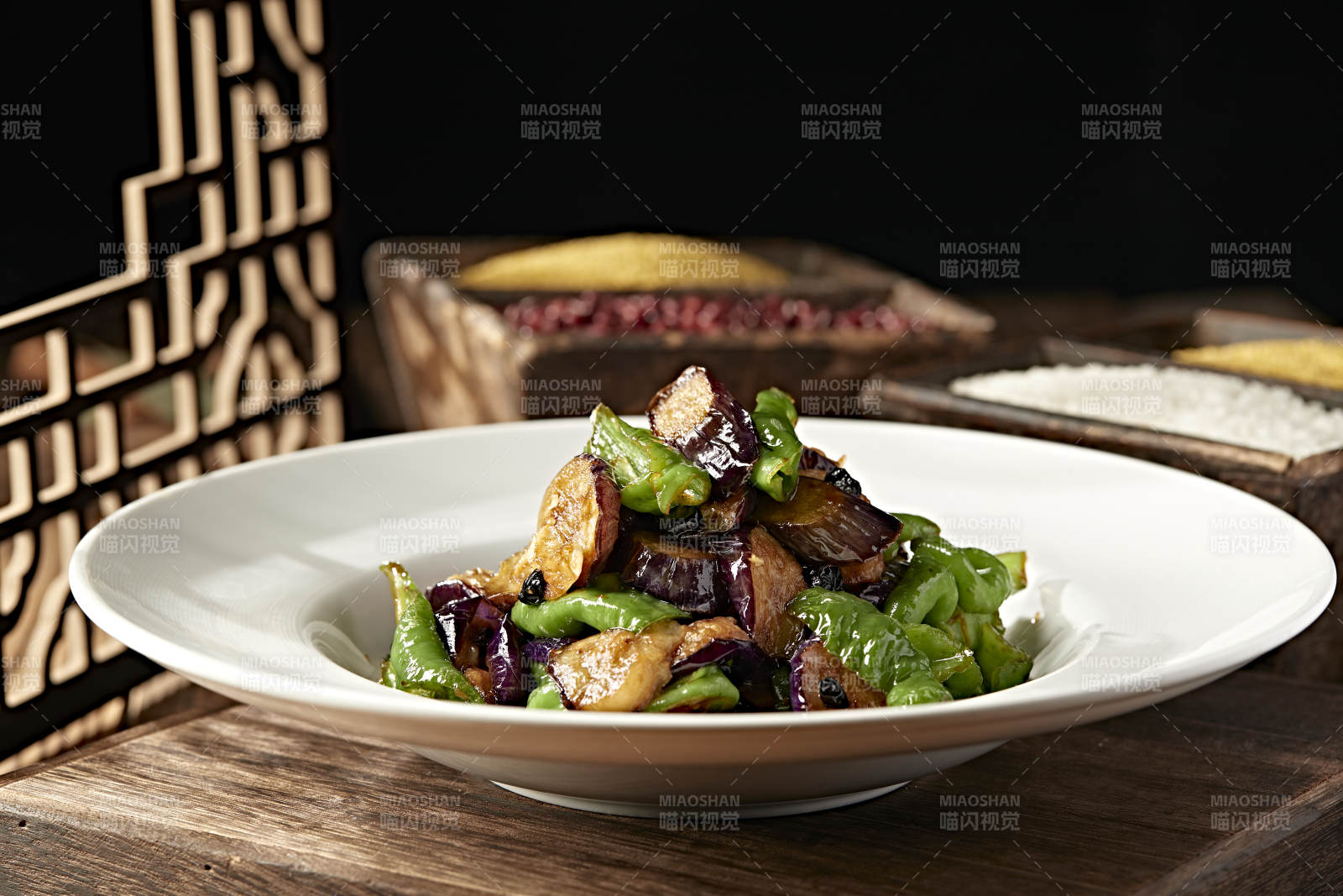 豆豉青辣椒烧茄子