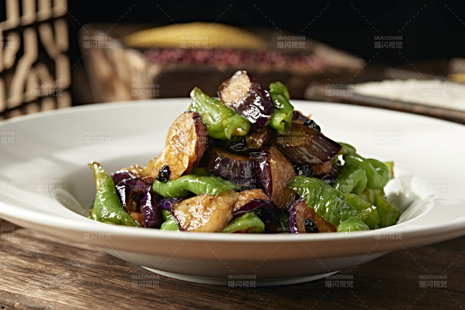 豆豉青辣椒烧茄子