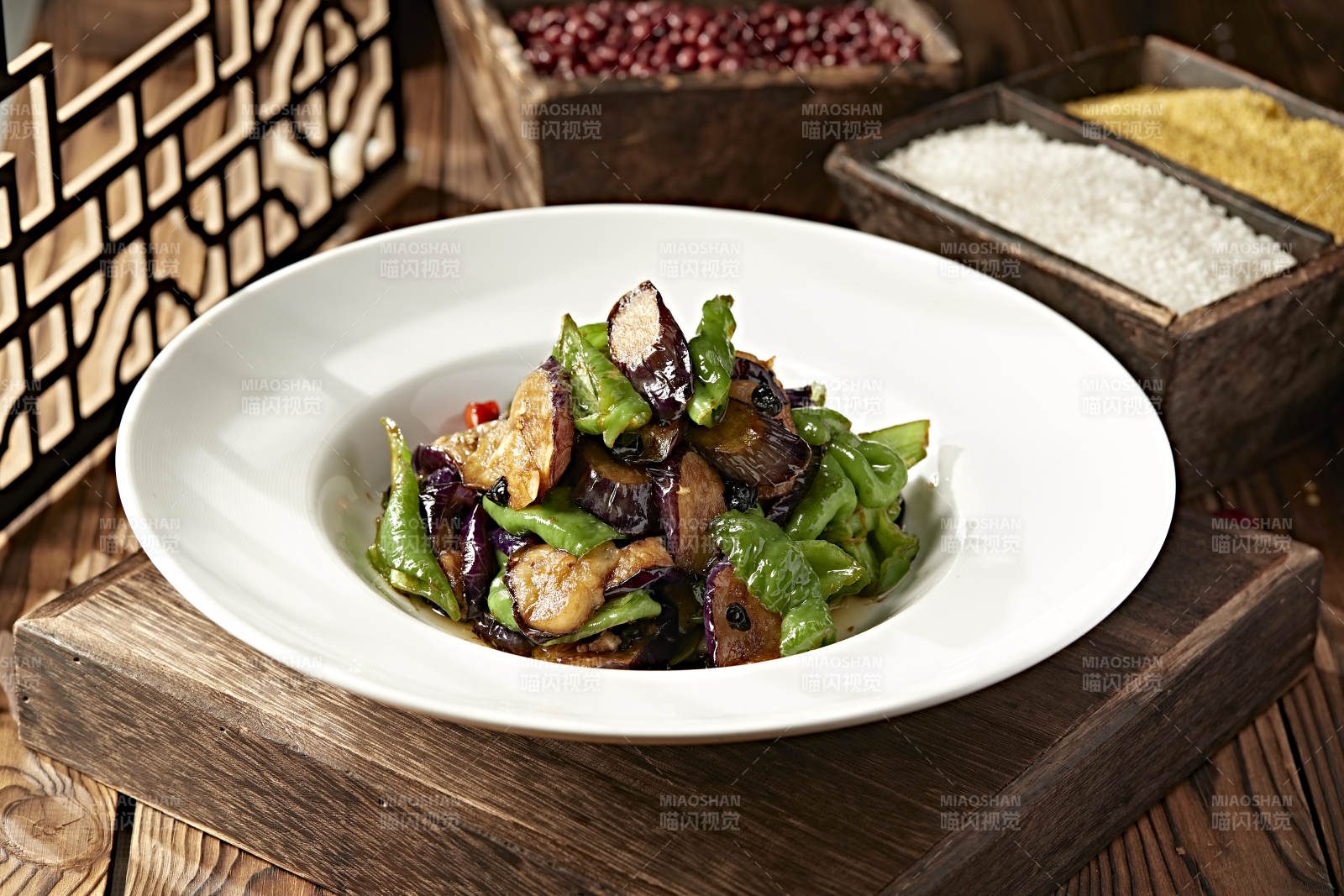 豆豉青辣椒烧茄子