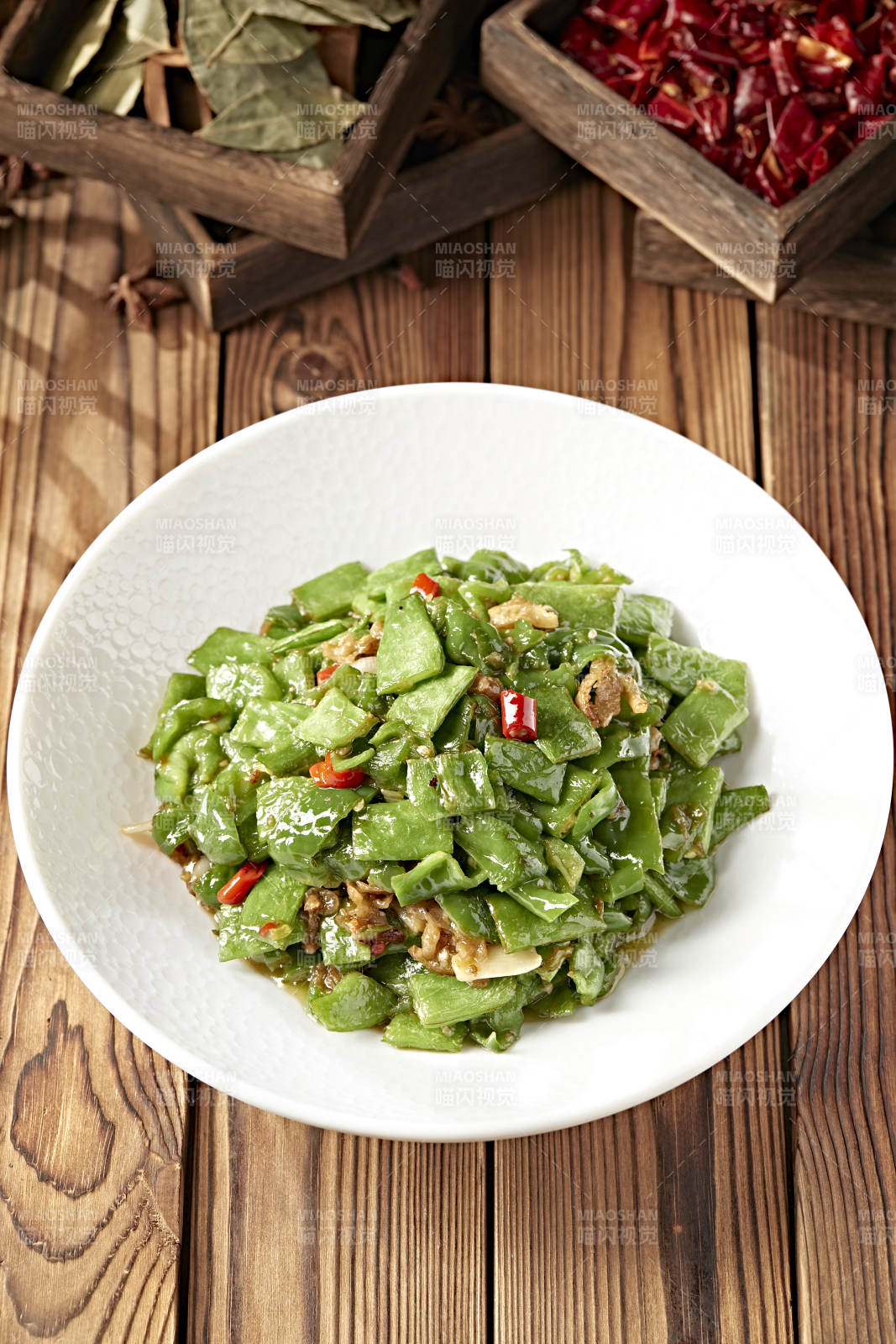 蒜香五花肉刀豆角炒辣椒