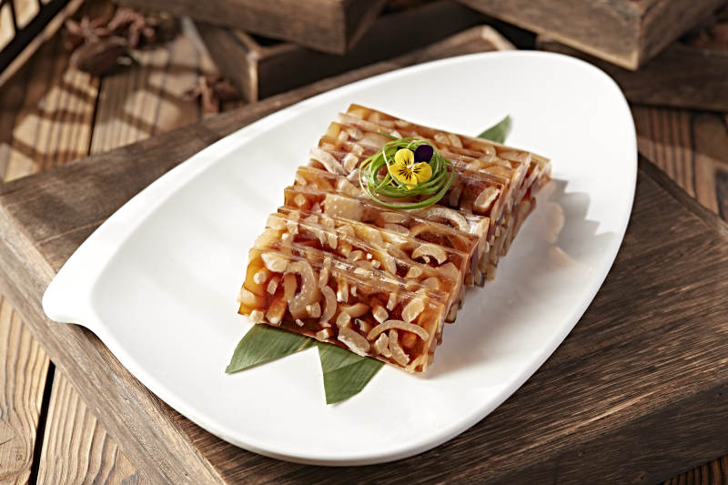 琥珀水晶猪皮冻