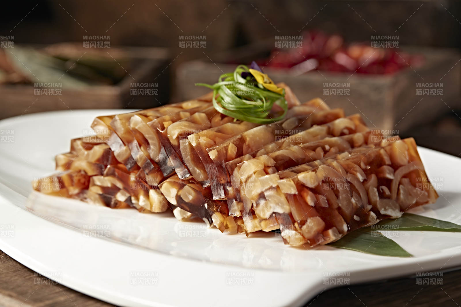 琥珀水晶猪皮冻