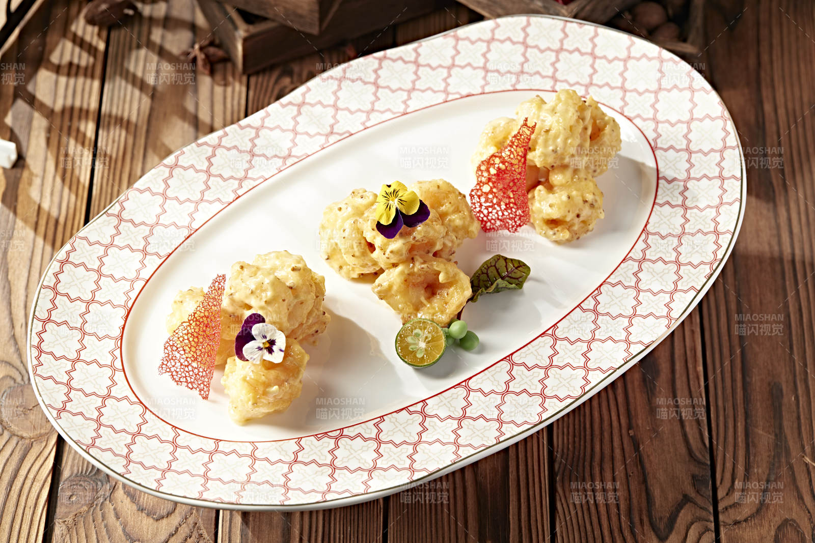 芝士酱芥末蜂蜜大虾球